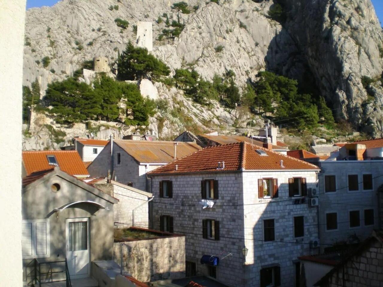 Apartment Toma Omiš Exterior foto